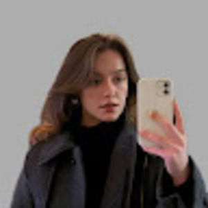 Meet your Posher, Mila